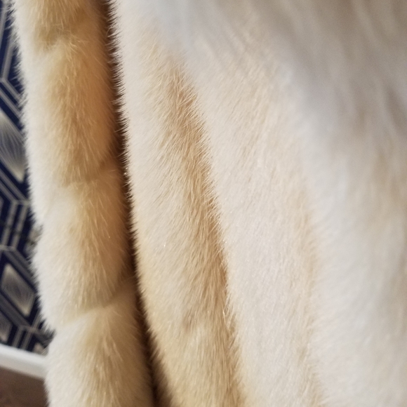 White Fur Coat - Real Fur! Custom 50's - Picture 2 of 5
